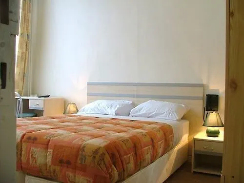 **  Hotel Albergo Saint-Josse-ten-Noode Bélgica